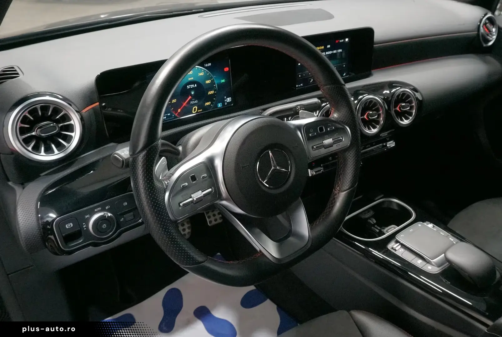 Mercedes-Benz A 200 d Limousine AMG Line