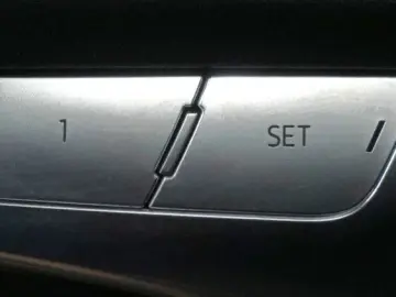 AUDI A6 Avant 40 TDI quattro S line  MATRIX PANO NAVI