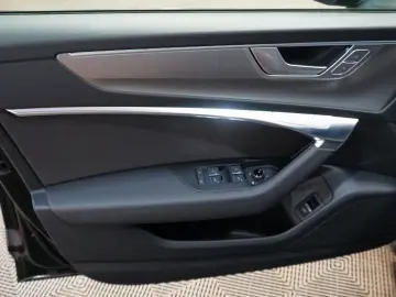AUDI A6 Avant 40 TDI quattro S line  MATRIX PANO NAVI