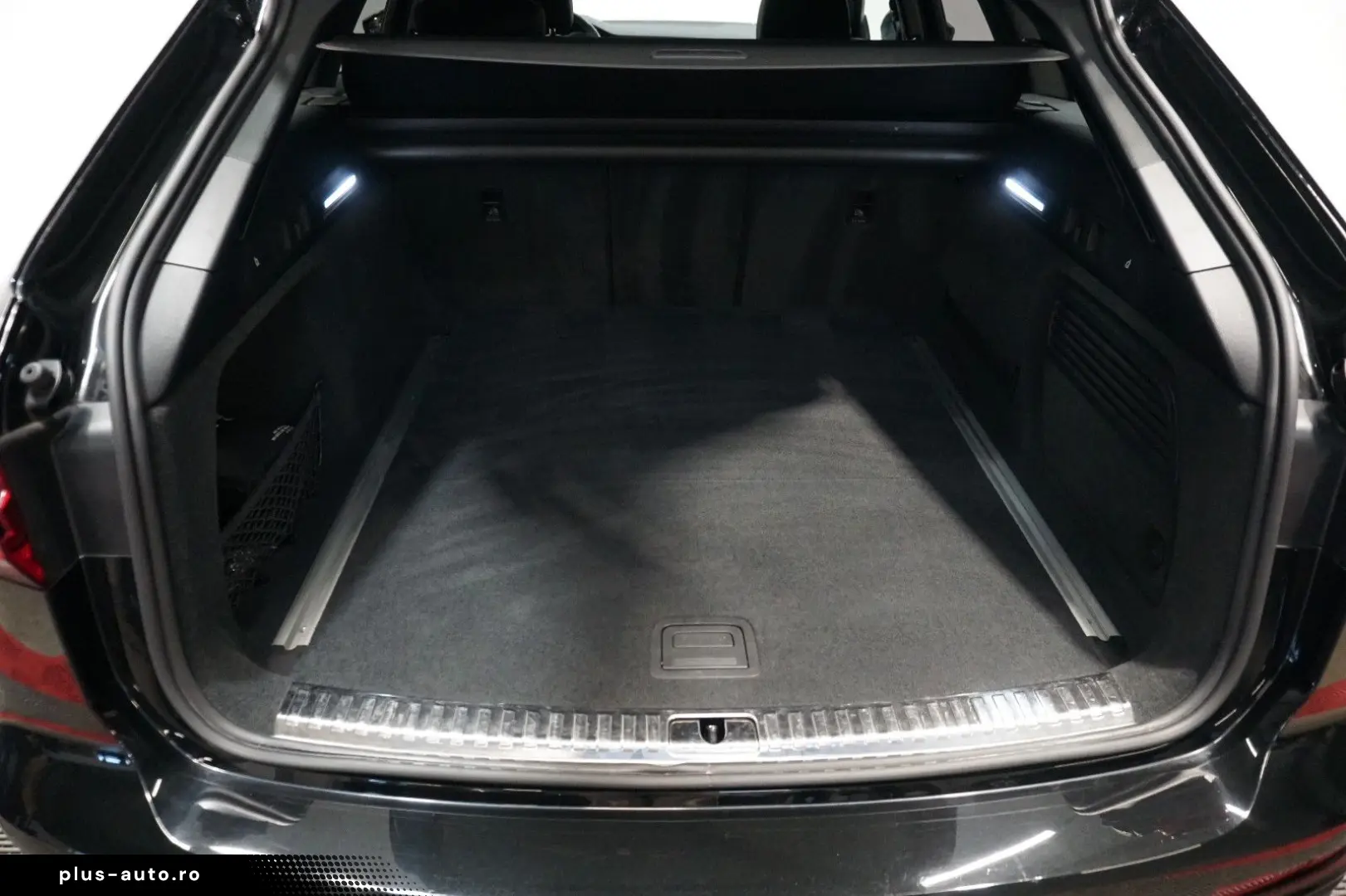 AUDI A6 Avant 40 TDI quattro S line  MATRIX PANO NAVI