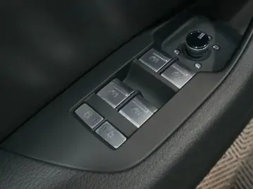 AUDI A6 Lim. 40 TDI design  LEDER KAMERA SOUND SYSTEM