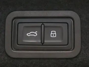 AUDI A6 Lim. 40 TDI design  LEDER KAMERA SOUND SYSTEM