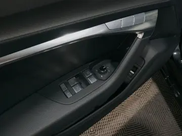 AUDI A6 Lim. 40 TDI design  ACC KAMERA LEDER LED