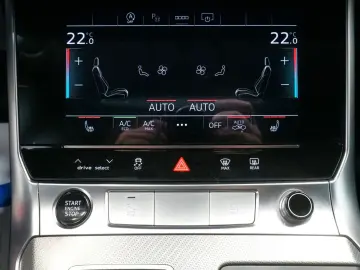 AUDI A6 Avant 2.0 45 TFSI sport ACC RfK LED Leder