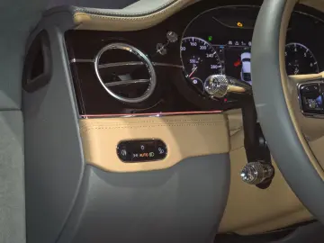 BENTLEY Continental GT Azure   erste Hand