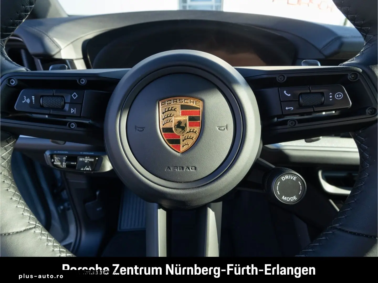 PORSCHE Cayenne AHK InnoDrive BOSE SurroundView Panorama