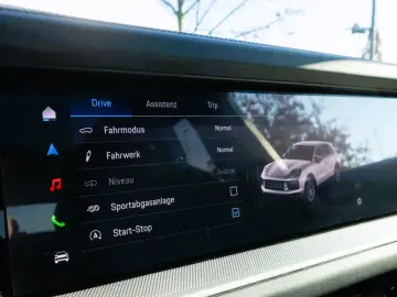 PORSCHE Cayenne AHK InnoDrive BOSE SurroundView Panorama