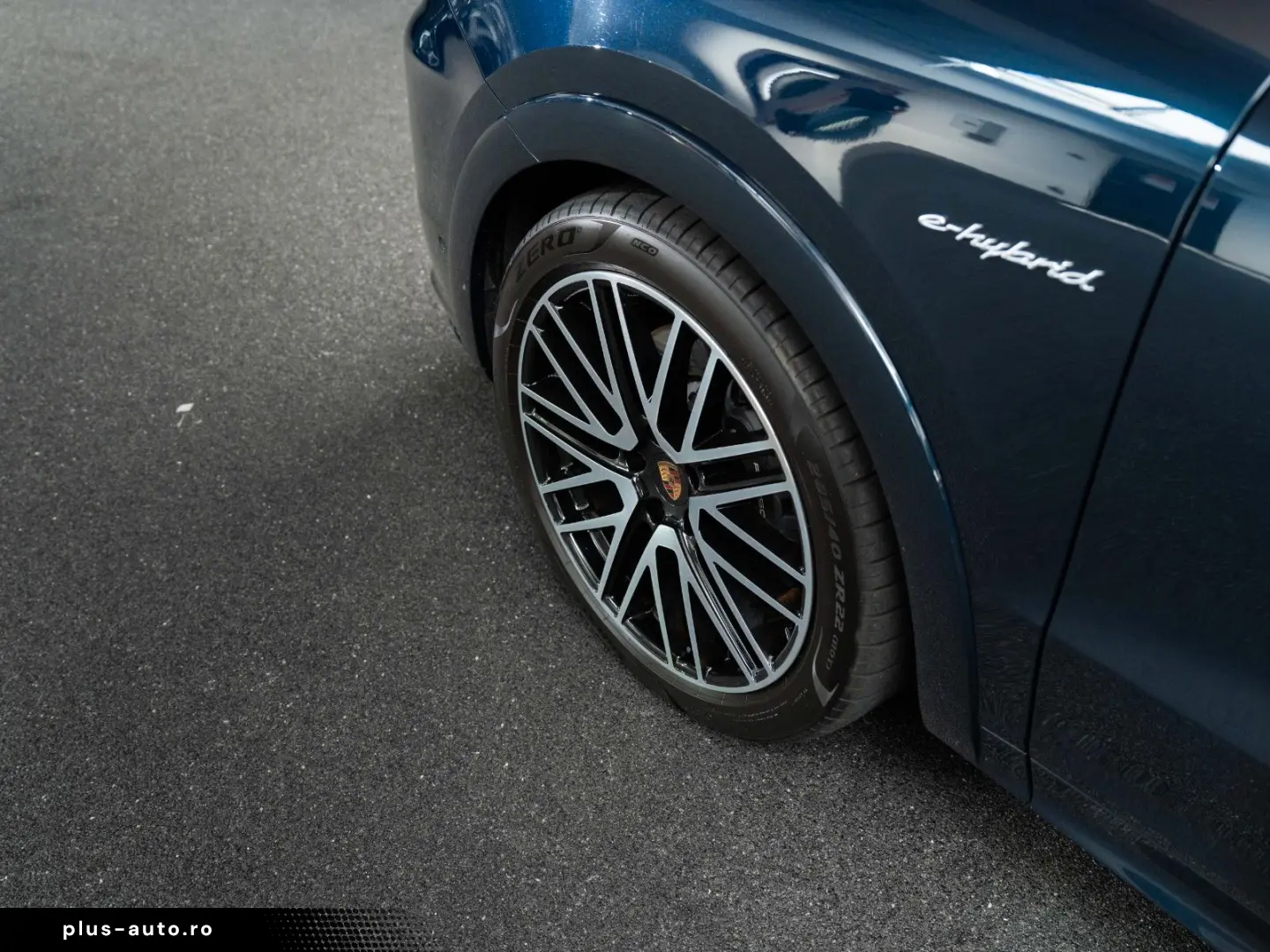 PORSCHE Cayenne E-Hybrid Coupé