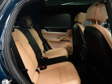 PORSCHE Cayenne E-Hybrid Coupé