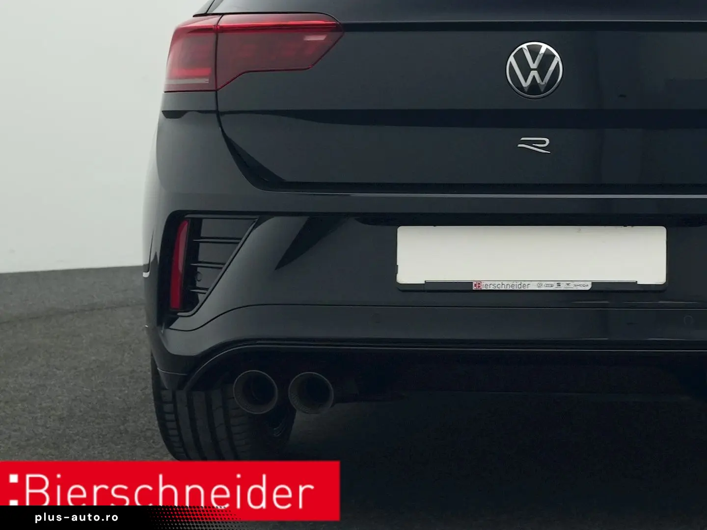 VW T-Roc 2.0 TSI DSG 4Mo. R AKRAPOVIC BEATS