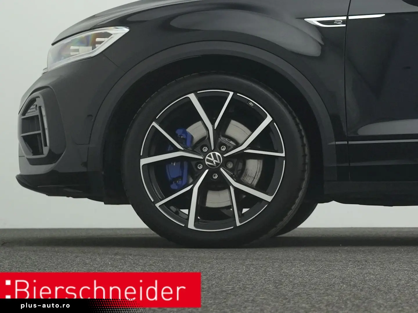 VW T-Roc 2.0 TSI DSG 4Mo. R AKRAPOVIC BEATS
