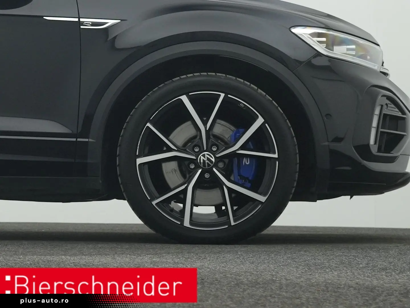 VW T-Roc 2.0 TSI DSG 4Mo. R AKRAPOVIC BEATS