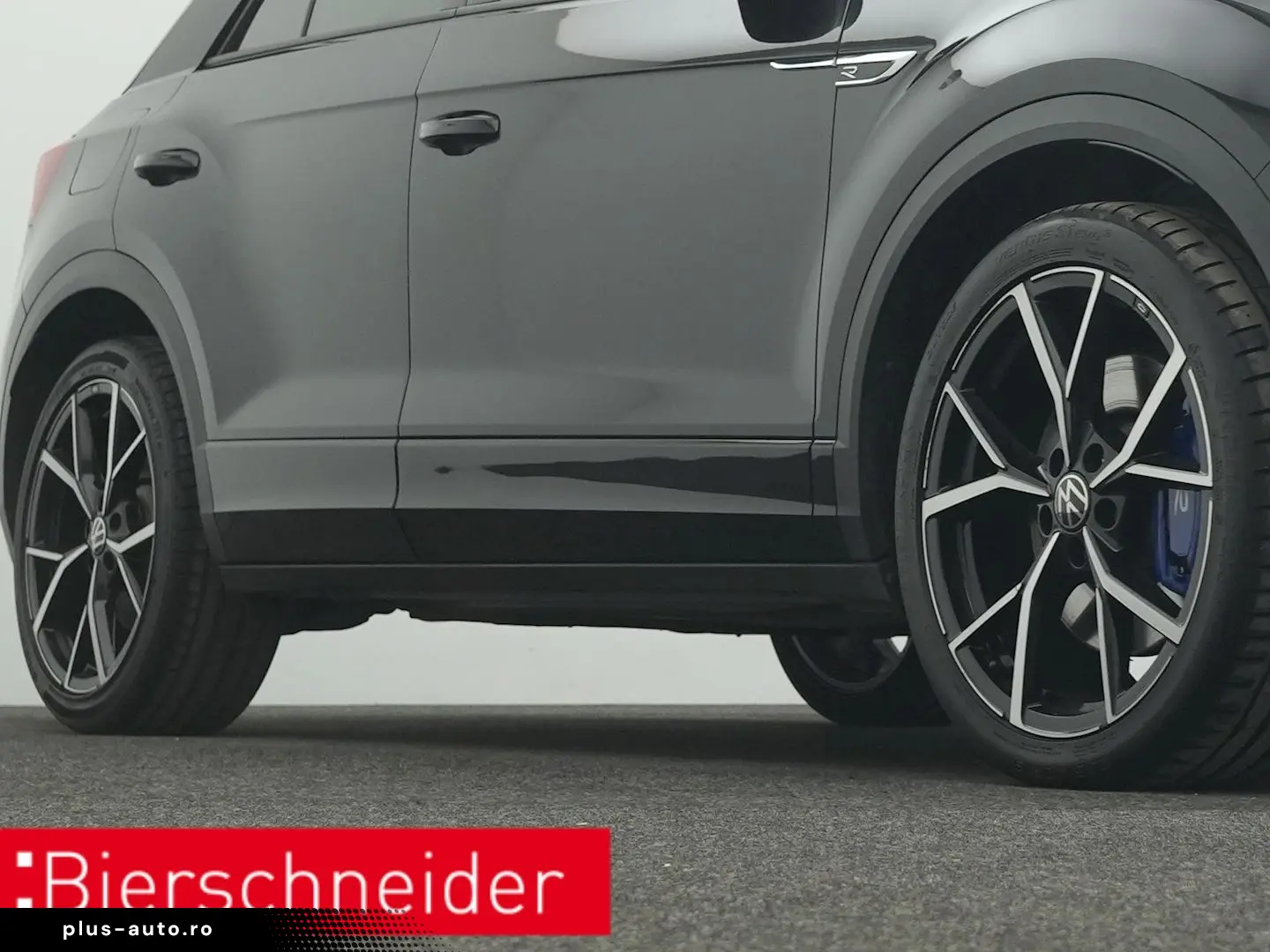 VW T-Roc 2.0 TSI DSG 4Mo. R AKRAPOVIC BEATS