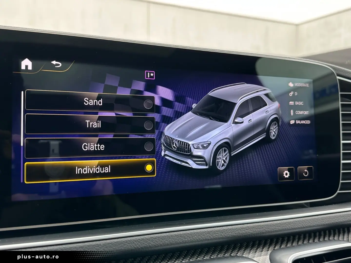 MERCEDES-BENZ GLE 53 AMG 4Matic    Panorama   Carbon   AHK