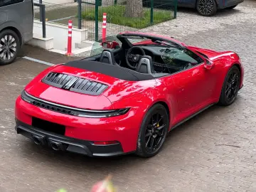 PORSCHE 911 4 GTS   KERAMIC   LIFT   KEYLESS