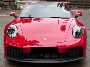 PORSCHE 911 4 GTS   KERAMIC   LIFT   KEYLESS