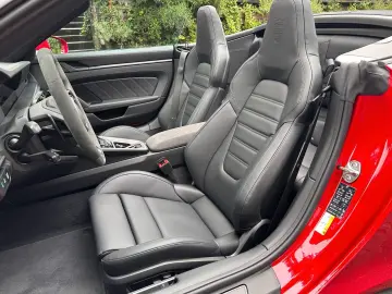 PORSCHE 911 4 GTS   KERAMIC   LIFT   KEYLESS