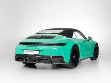 PORSCHE 911 Carrera 4 GTS Cabrio  PTS