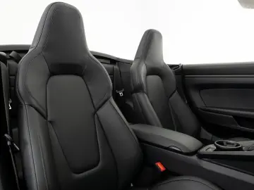 PORSCHE 911 Carrera 4 GTS Cabrio  PTS