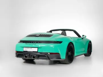 PORSCHE 911 Carrera 4 GTS Cabrio  PTS
