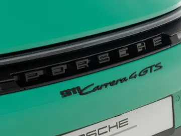 PORSCHE 911 Carrera 4 GTS Cabrio  PTS