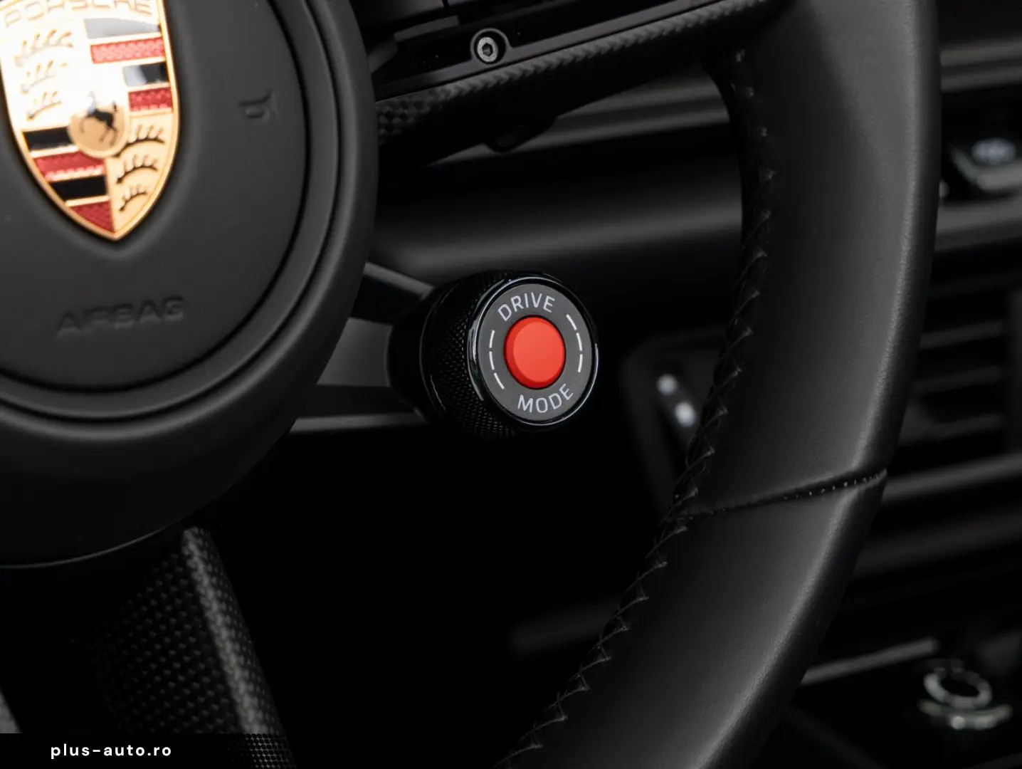 PORSCHE 911 Carrera 4 GTS Cabrio  PTS