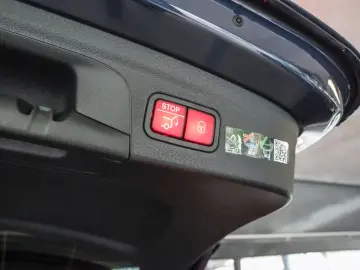 MERCEDES-BENZ GLE 450 AMG-DISTRONIC-AHK-PANO-HUD-UVP&hellip;