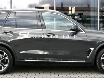 BMW X5 xDr30d  UVP 125.440€ MASSAGE LUFT STHZG TRITT