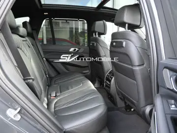 BMW X5 xDr30d  UVP 125.440€ MASSAGE LUFT STHZG TRITT