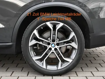 BMW X5 xDr30d  UVP 125.440€ MASSAGE LUFT STHZG TRITT
