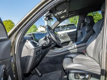 BMW X5 xDrive40d M Sport AHK Standheiz. Pano DA Prof