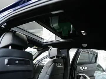 BMW X6 xDrive30d M SPORT PRO B&W Massage Belüftung