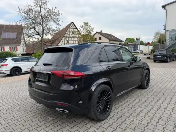 MERCEDES-BENZ GLE 400 d 4M AMG Pano Airm Memo Burm Memo