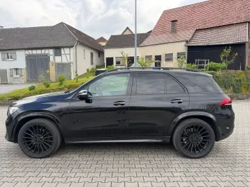 MERCEDES-BENZ GLE 400 d 4M AMG Pano Airm Memo Burm Memo