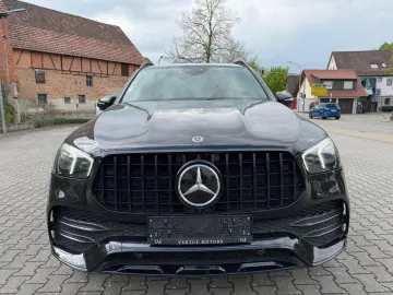 MERCEDES-BENZ GLE 400 d 4M AMG Pano Airm Memo Burm Memo