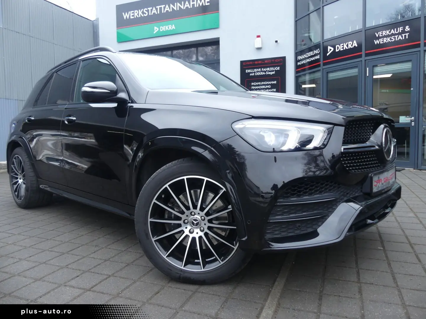 MERCEDES-BENZ GLE 400 d 4Matic AMG Line PANO HEAD AHK BURM 2