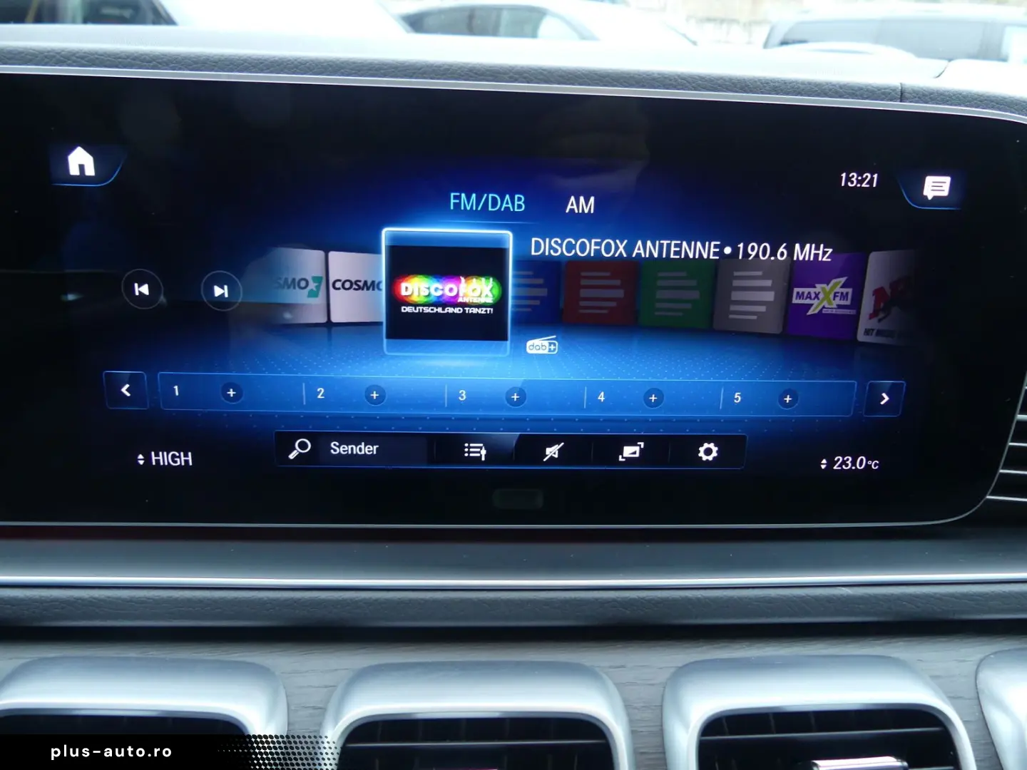 MERCEDES-BENZ GLE 400 d 4Matic AMG Line PANO HEAD AHK BURM 2