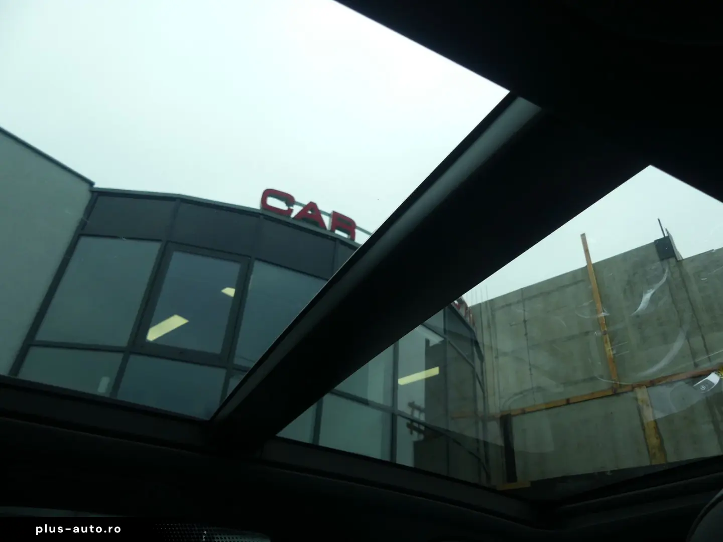 MERCEDES-BENZ GLE 400 d 4Matic AMG Line PANO HEAD AHK BURM 2