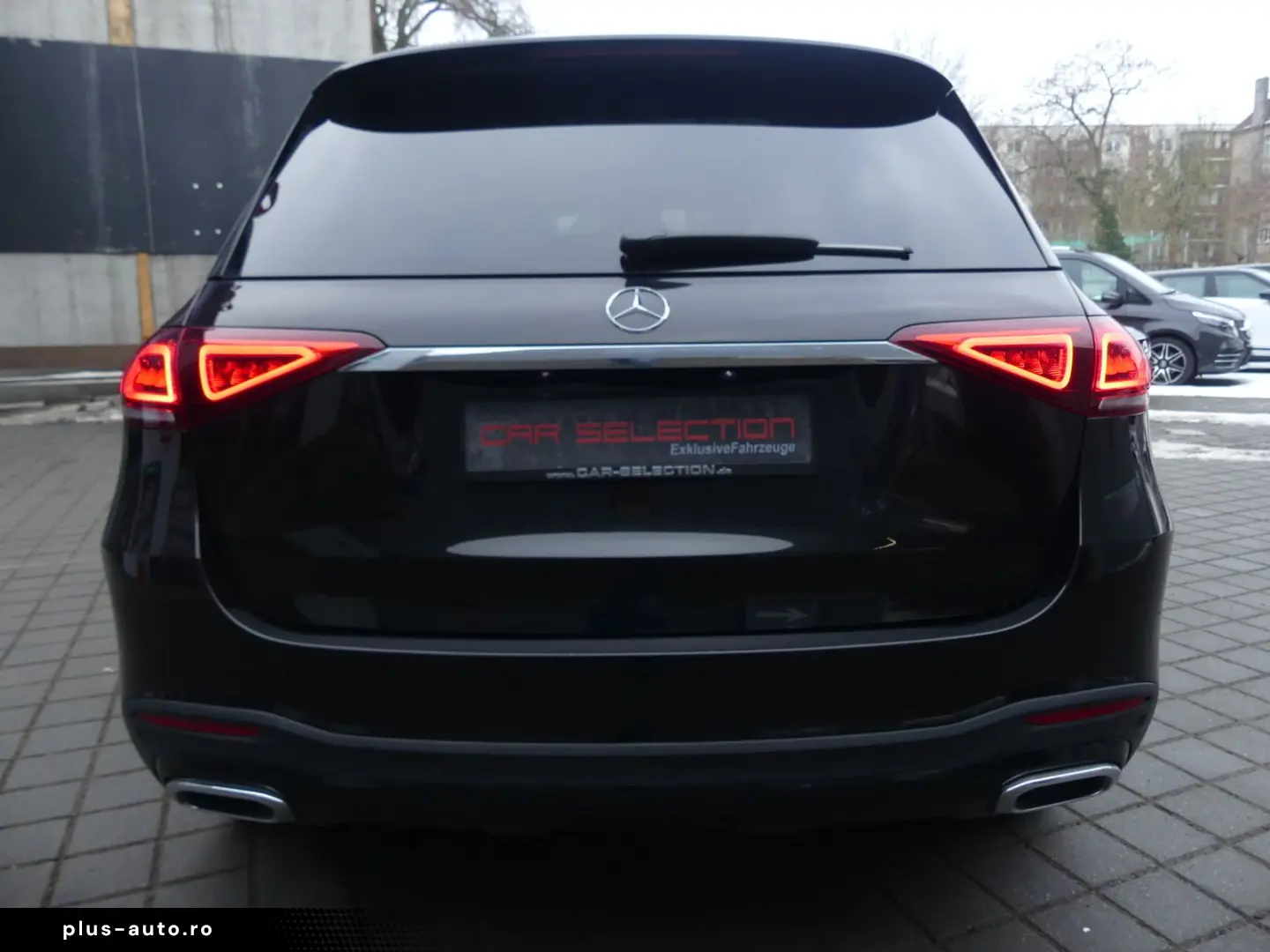 MERCEDES-BENZ GLE 400 d 4Matic AMG Line PANO HEAD AHK BURM 2