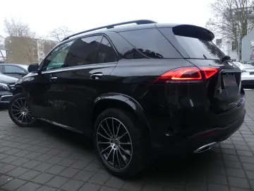 MERCEDES-BENZ GLE 400 d 4Matic AMG Line PANO HEAD AHK BURM 2