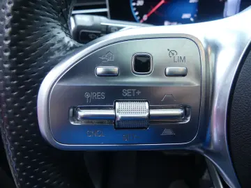 MERCEDES-BENZ GLE 400 d 4Matic AMG Line PANO HEAD AHK BURM 2