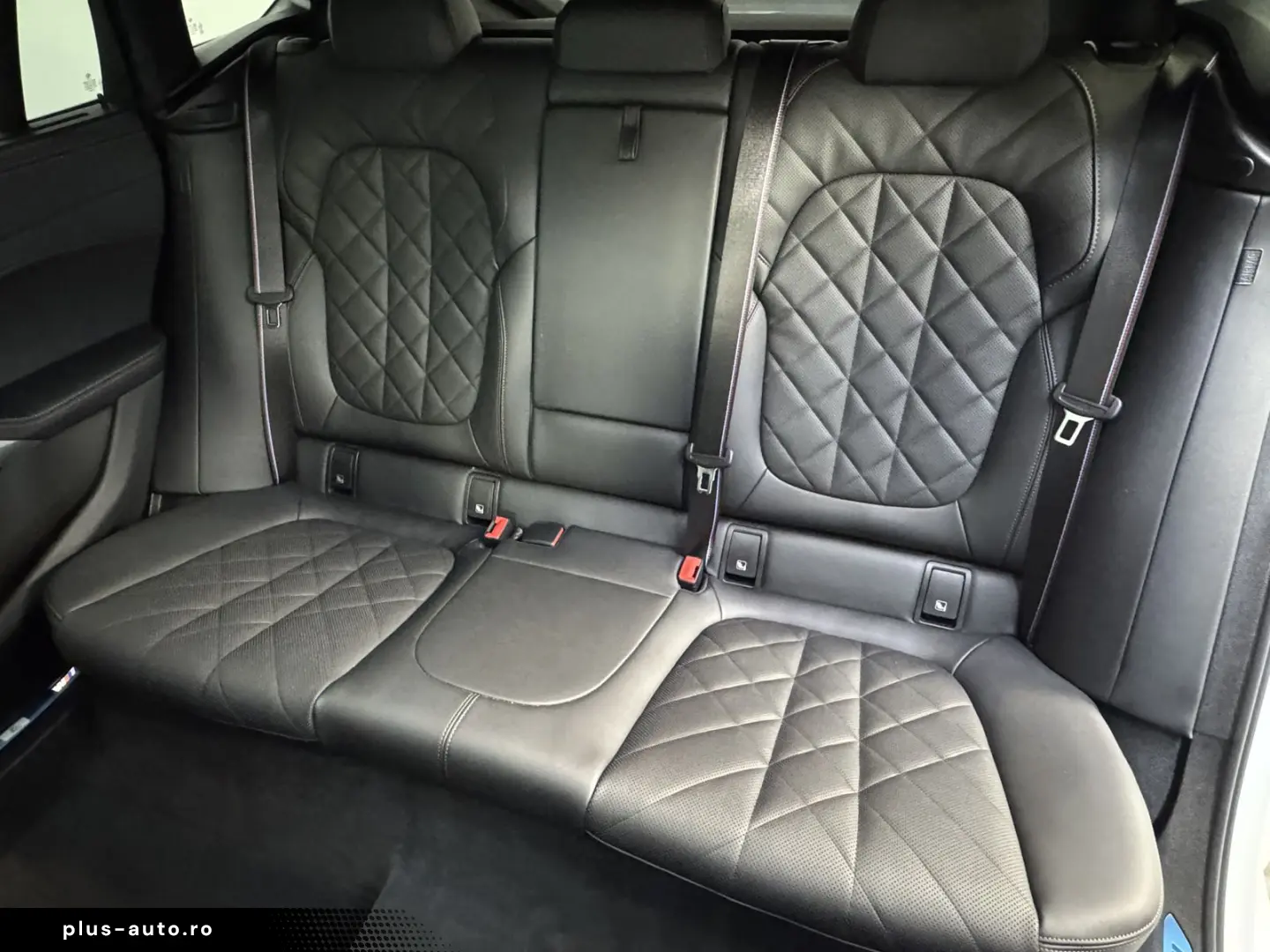 BMW X6 xDrive30d M Sport Pro AHK Pano Sitzlüft. ACC