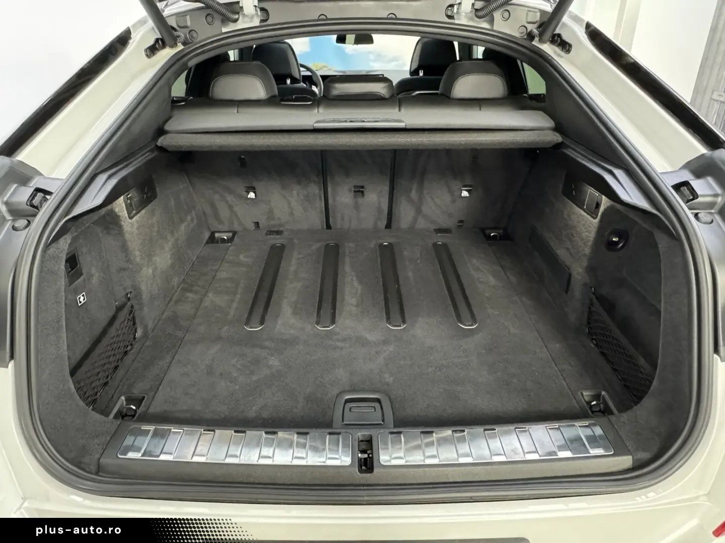 BMW X6 xDrive30d M Sport Pro AHK Pano Sitzlüft. ACC