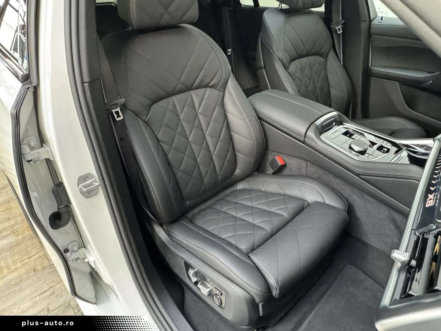 BMW X6 xDrive30d M Sport Pro AHK Pano Sitzlüft. ACC