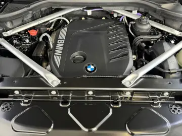 BMW X6 xDr30d M Sport Pro ACC 360 Pano H&K 22Zoll
