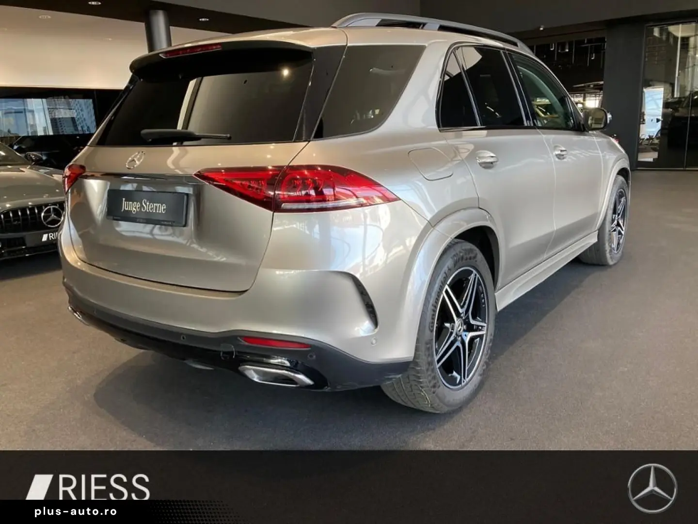 MERCEDES-BENZ GLE 400 d 4M AMG PANO 360 AIR BUR NIGHT MEM