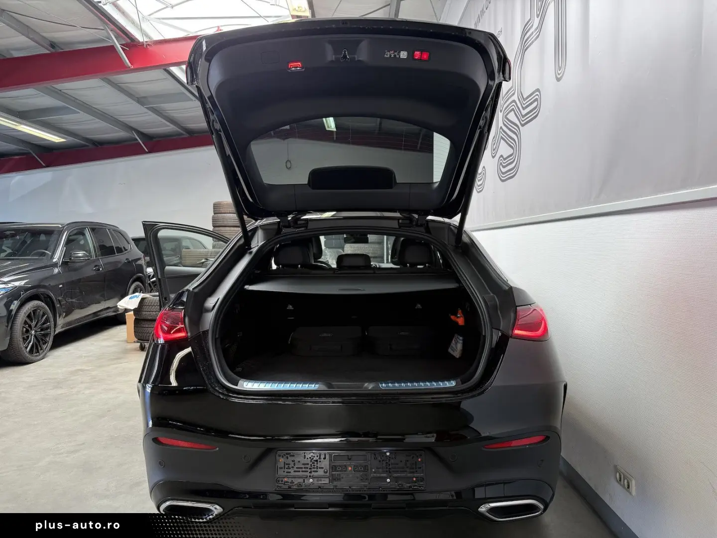 MERCEDES-BENZ GLC 300 d Coupe 4M AMG BURM. PANO MEMORY NIGHT