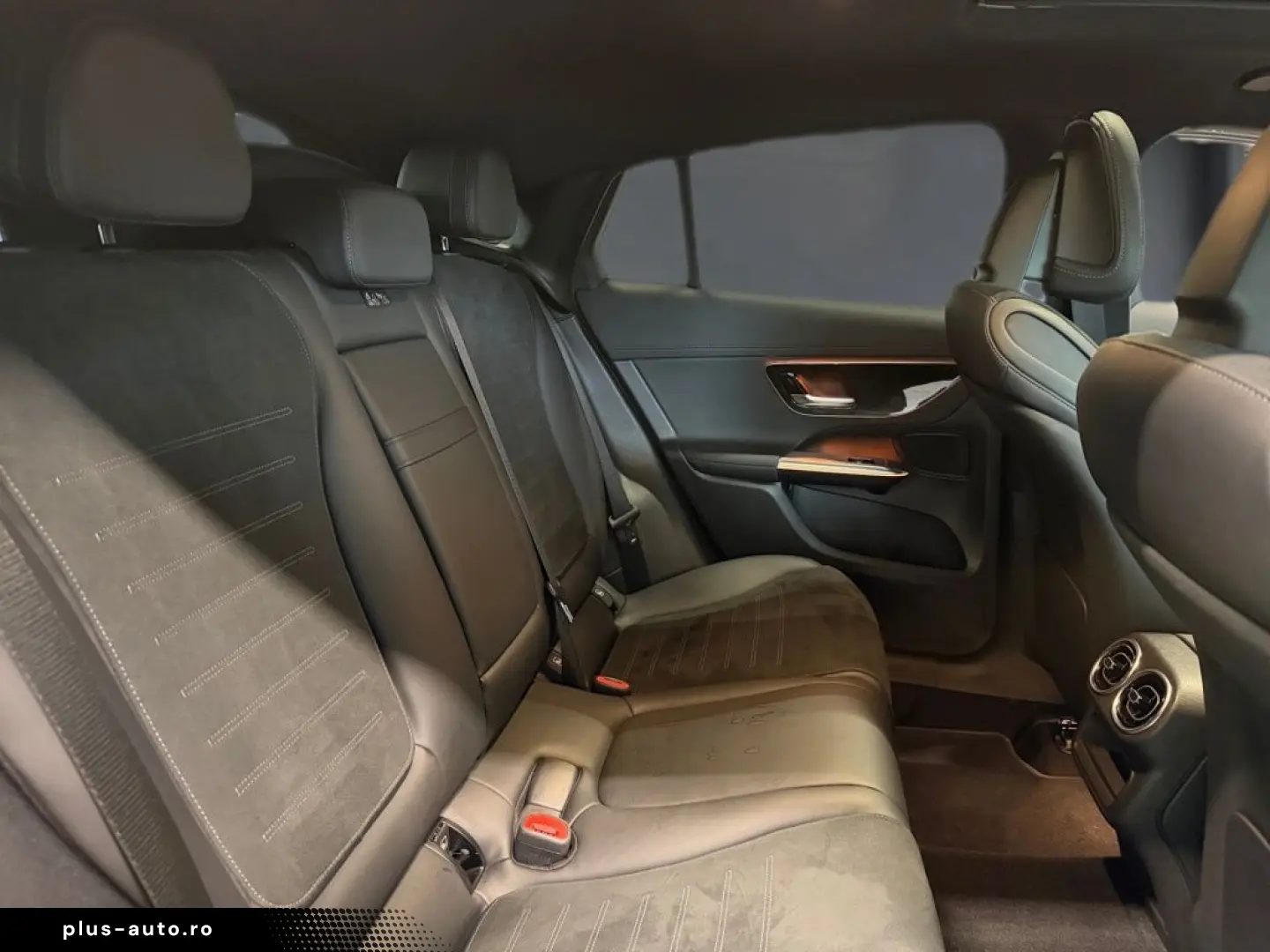 MERCEDES-BENZ GLC 300 d 4MATIC Coupé  AMG Night MBUX&hellip;