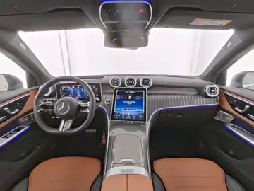 MERCEDES-BENZ GLC 300 4M AMG Premium Technik FarAss Pkt AHK