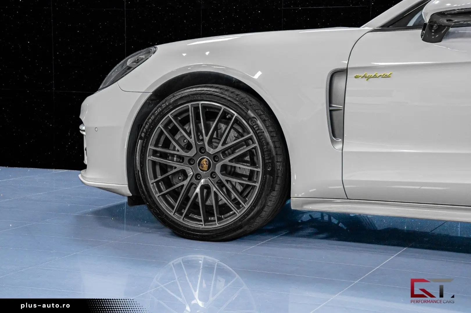 PORSCHE Panamera 4 E-Hyb PLATINUM Sp-Design Crayon Pano